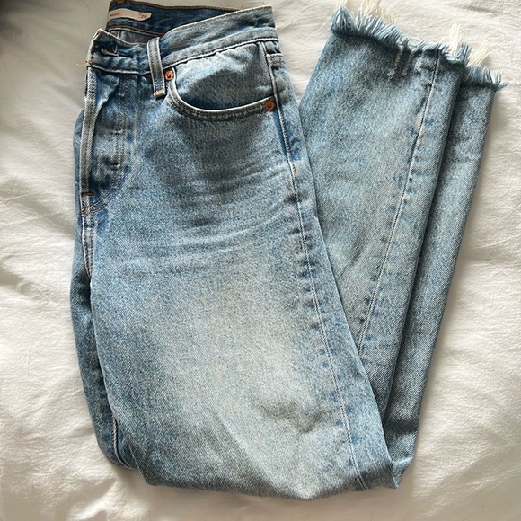 Levi Wedgie jeans W26 - Picture 4 of 4